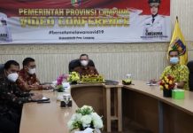 Sekdaprov Lampung Lakukan Rapat Koordinasi Forsesdasi Secara Zoom Meeting Virtual