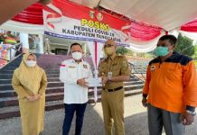 Wujud Perhatian Mukhlis Basri Berikan Vitamin C Untuk Masyarakat Isoman