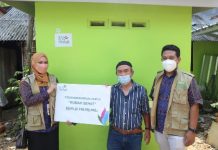 Sambut Hari Listrik Nasional ke 76, PLN Peduli Bedah Rumah Purnakarya