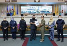Rapat Paripurna, Gubernur Arinal Serahkan Dokumen LKPJ Kepala Daerah Tahun 2021