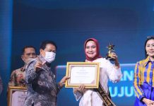 Bunda Literasi Provinsi Lampung Terima Penghargaan Nugra Jasa Dharma Pustaloka 2022