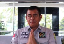 Senator Bustami Zainudin Ajak Warga Bayar Listrik Tepat Waktu