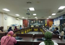 Puluhan Pedagang Sekitar RSUDAM Ngadu Nasib ke Komisi I DPRD Lampung