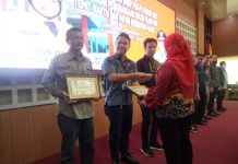 Eva Dwiana Beri Penghargaan Kepada 100 Pelaku Taat Pajak