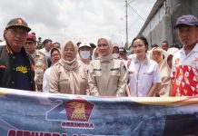 DPD Gerindra Lampung Berikan Ribuan Paket Sembako Kepada Korban Banjir di Lampura