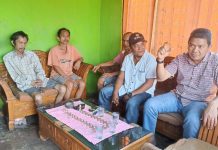 AEP Sambangi 4 Tunanetra Tinggal 1 Rumah di Kelurahan Kedaton