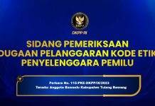 Buntut Gadaikan Mobil Dinas, Dua Anggota Bawaslu Tulangbawang Jalani Sidang Etik