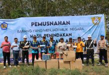 Bea Cukai Bandar Lampung Musnahkan Puluhan Juta Batang Rokok Ilegal