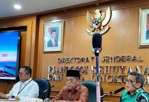 Temui Kemenhut, Komisi I Perjuangkan Way Pisang Lepas Dari Kawasan Register