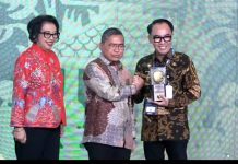 Pemkab Waykanan Terima Penghargaan Adipura Ketiga