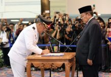 Gubernur Arinal Melantik dan Mengambil Sumpah Jabatan Aswarodi sebagai Pj Bupati Lampung Utara