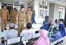 Pastikan Pelayanan Kesehatan, Pj Bupati Tubaba Tinjau Puskesmas