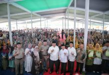 Gubernur Arinal Tinjau Operasi Pasar Murah