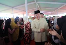 Gubernur Arinal dan Ibu Riana Hadiri Pengajian Akbar di Lapangan Merdeka Lampung Timur