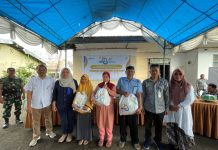 Semarak HUT PTPN Group, Regional 8 PTPN I Salurkan Ratusan Paket Sembako