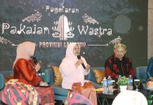 Penjabat Ketua Dekranasda Lampung Hadiri Pameran Wastra