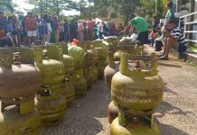Operasi Pasar Gas Subsidi 3kg Disperindag Diserbu Masyarakat