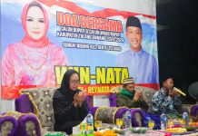 Antusias Masyarakat Dente Teladas Ikuti Doa Bersama Bunda Winarti