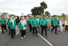Hari Perhubungan Nasional 2024, Pj. Gubernur Samsudin dan Ibu Maidawati Ikuti Jalan Sehat