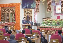 Parosil Instruksikan Tunda Rehab Rumdis Bupati Lampung Barat Parosil Mabsu