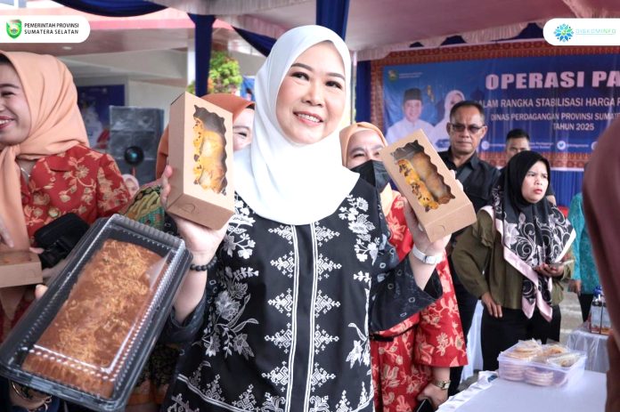 Ketua TP PKK Prov. Sumsel, Hj. Feby Herman Deru