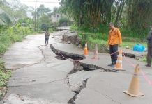 Tanah Bergerak 168 Jiwa Mengungsi Tanah bergerak