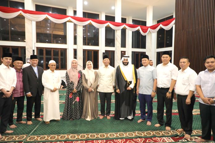 Gubernur Lampung Rahmat Mirzani Djausal