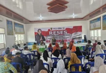 Reses di Gunung Sugih, Dewi Nadi Dicurhati Minimnya Penerangan Jalan