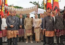 Gubernur Mirza Masuki Mahan Agung dengan Tradisi Ngantak