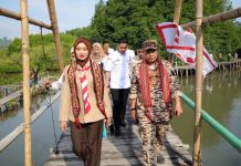 Pemprov Lampung Apresiasi Gerakan Pramuka Al Kautsar Tanam 1000 Bibit Mangrove