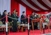 Upacara Penurunan Bendera HUT ke-80 RI di Lampung Berlangsung Khidmat