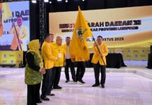 Hanan A Rozak Nahkodai Golkar Lampung