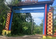 Warga Keluhkan Jalan Rusak Menuju TPA Bakung