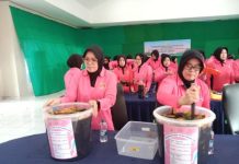 Bhayangkari Polres Pagar Alam Ubah Limbah Kulit Buah Jadi Ecoenzyme