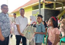 PTPN I Reg 7 Salurkan Bantuan TJSL untuk Yatim Piatu di Natar