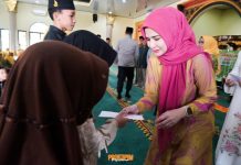 Pengajian Akbar Al-Hidayah Pesawaran Santuni Anak Yatim dan Dhuafa