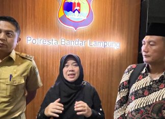 Merasa Diintimidasi Terkait Kepemilikan Lahan, Puluhan Warga Geruduk Polresta Bandar Lampung