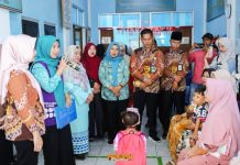 TP PKK Pesawaran Gelar Pelayanan KB Keliling untuk Cegah Stunting