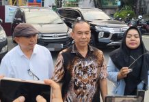 Taat Hukum, Anshori Djausal Penuhi Panggilan Kejati Lampung Terkait Perkara PT LEB