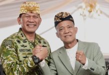 Pangdam XXI/Radin Inten Resmi Diangkat sebagai Saudara Adat Lampung melalui Angkon Muakhi