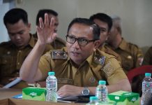 Asisten I Tubaba Pimpin Rapat Pembahasan Rancangan Peraturan Bupati Terkait Beasiswa S1