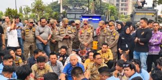 Mahasiswa Lampung Bawa 14 Tuntutan ke DPRD