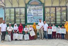 Dukung Digitalisasi Pendidikan, PTPN I Regional 7 Salurkan Komputer dan Perlengkapan Sekolah